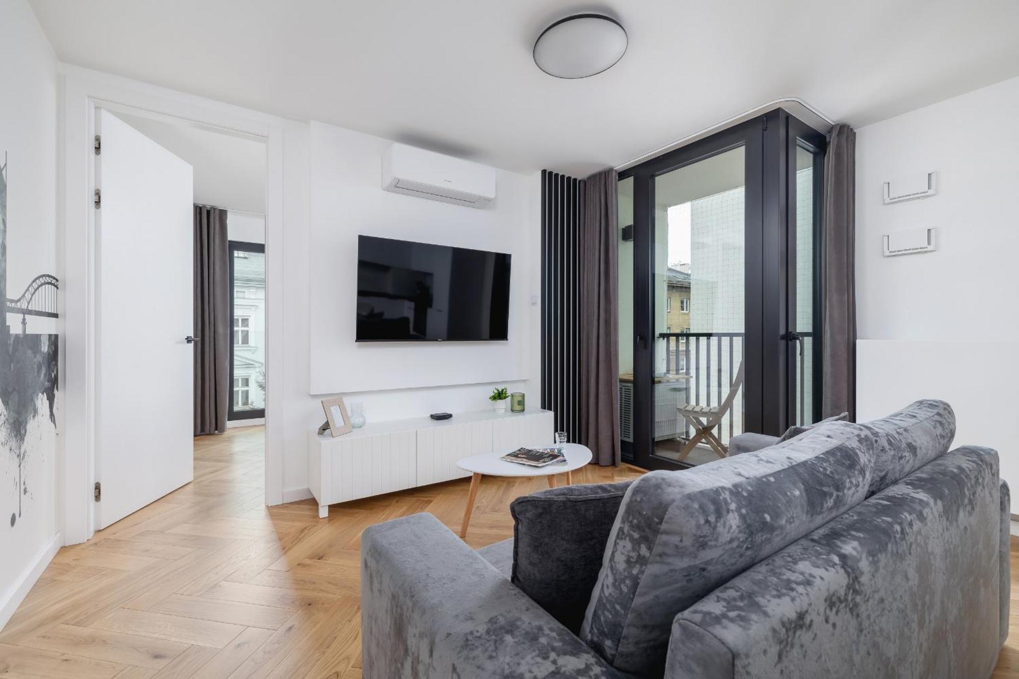 Lux Apartments Kosciuszki 39 With Parking By Renters Prestige Krakow Exterior photo